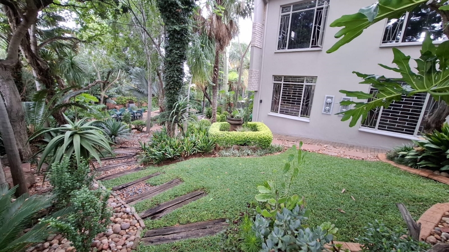 5 Bedroom Property for Sale in Doringkruin North West